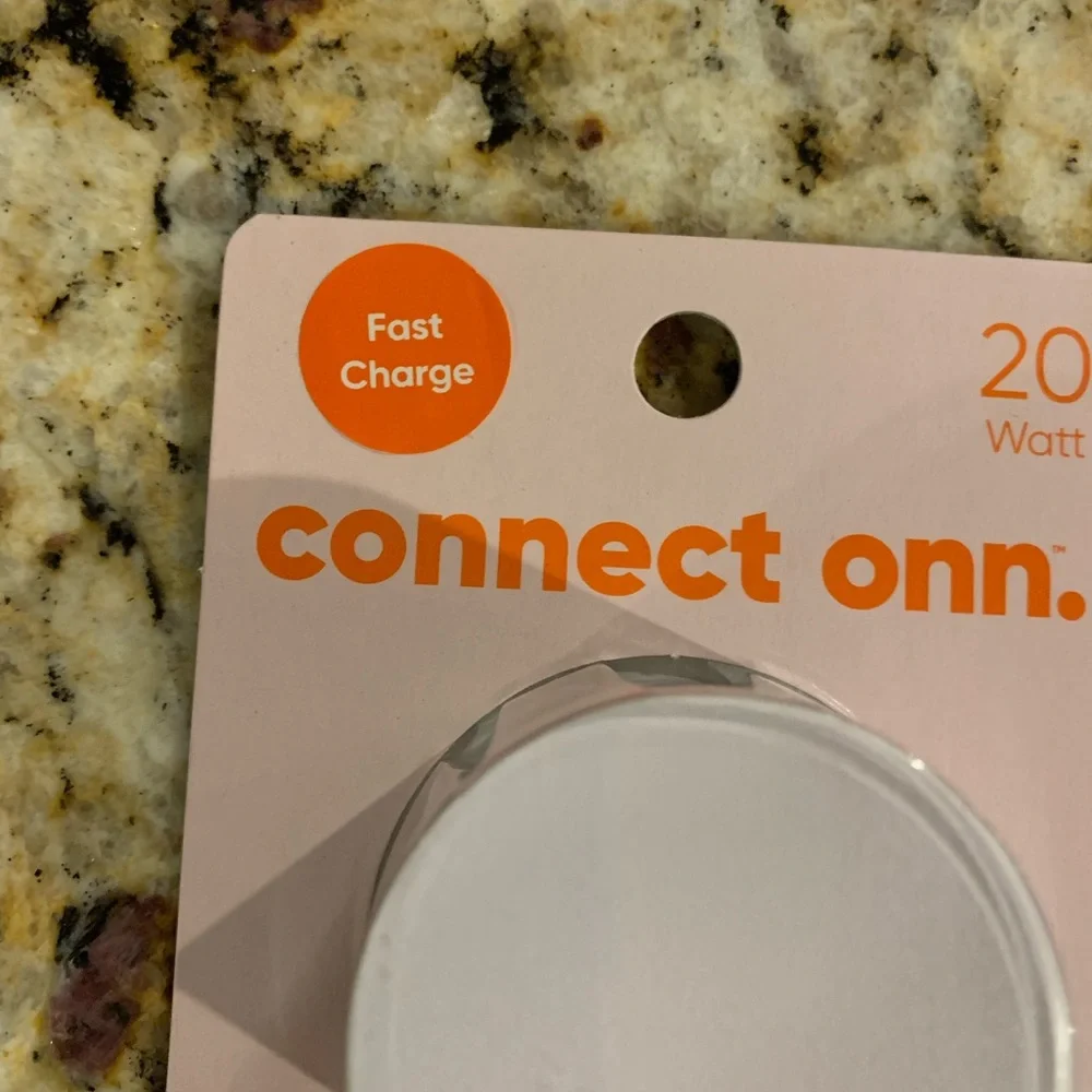 HP #247 🎉🎉🎉 NWT USB-C Charger 20 watt power - fast charging with LED light